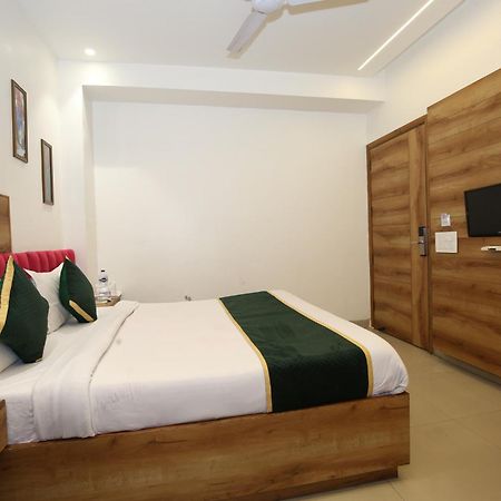 Hotel Rv Regency Amritszár Kültér fotó