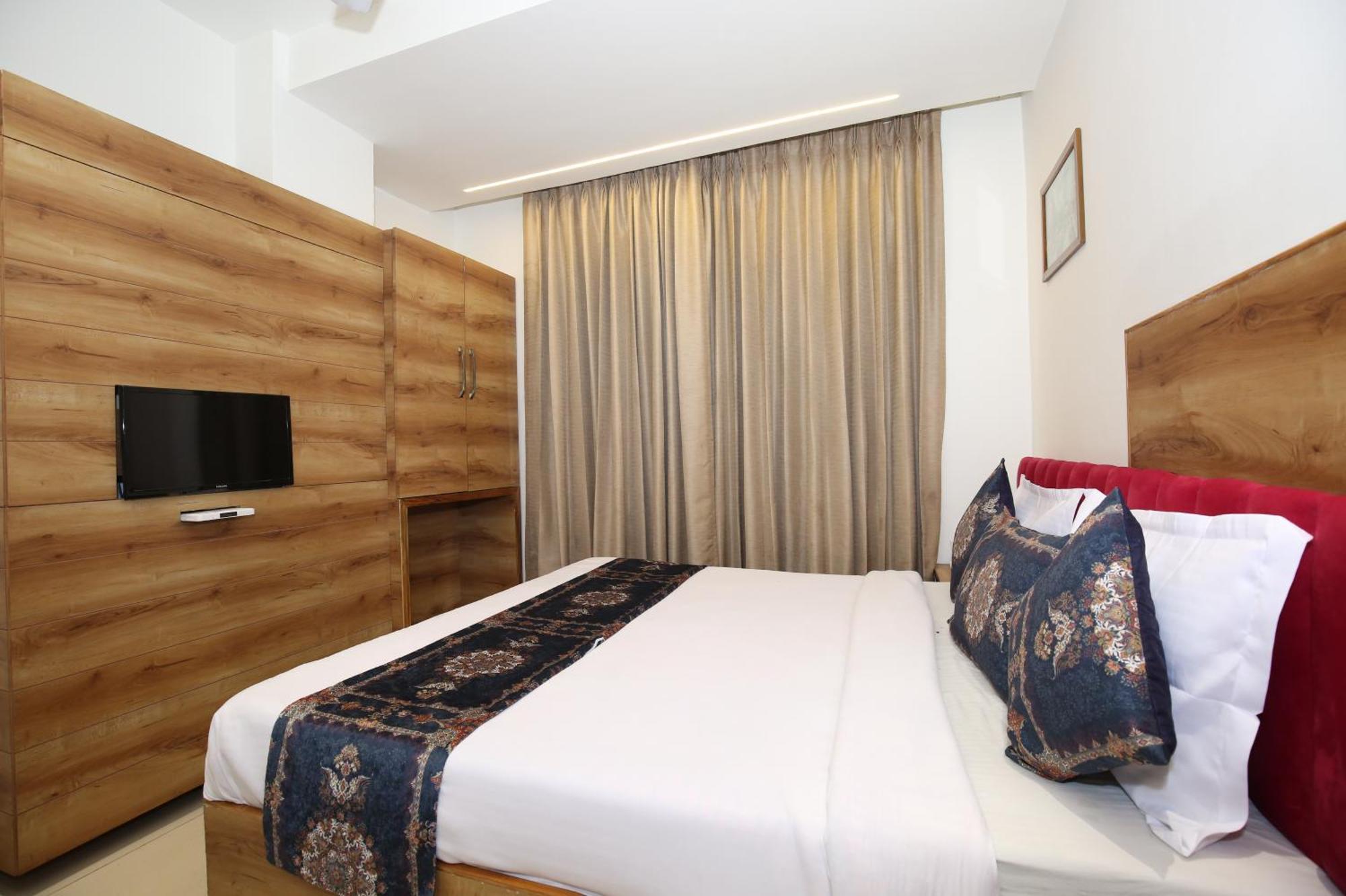 Hotel Rv Regency Amritszár Kültér fotó