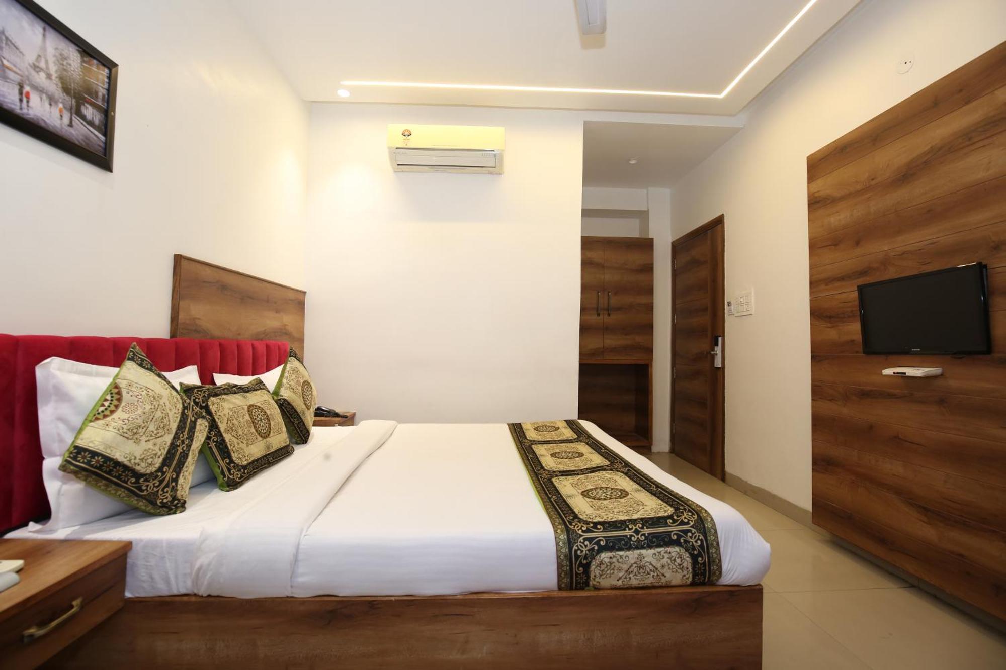 Hotel Rv Regency Amritszár Kültér fotó