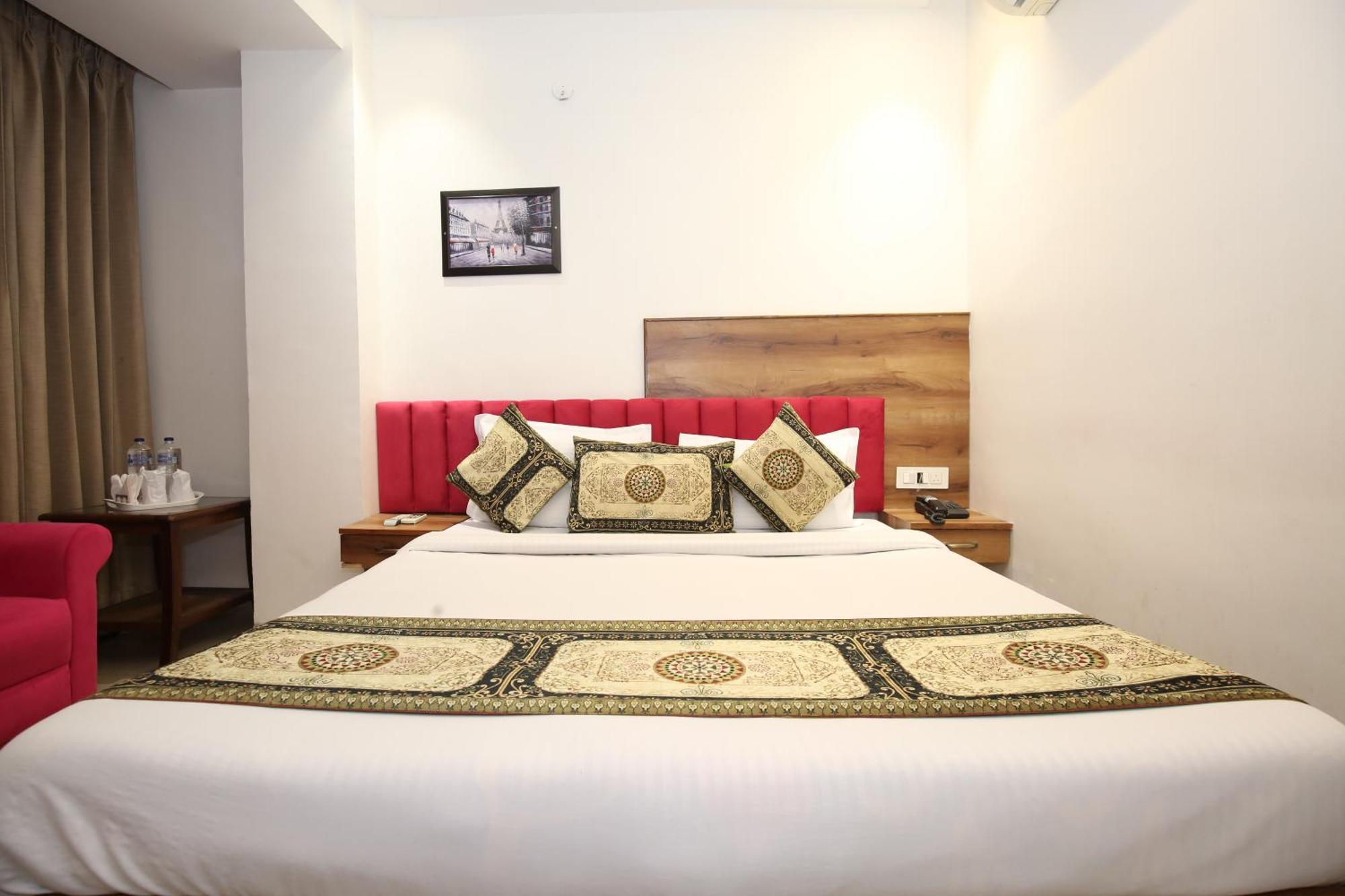 Hotel Rv Regency Amritszár Kültér fotó